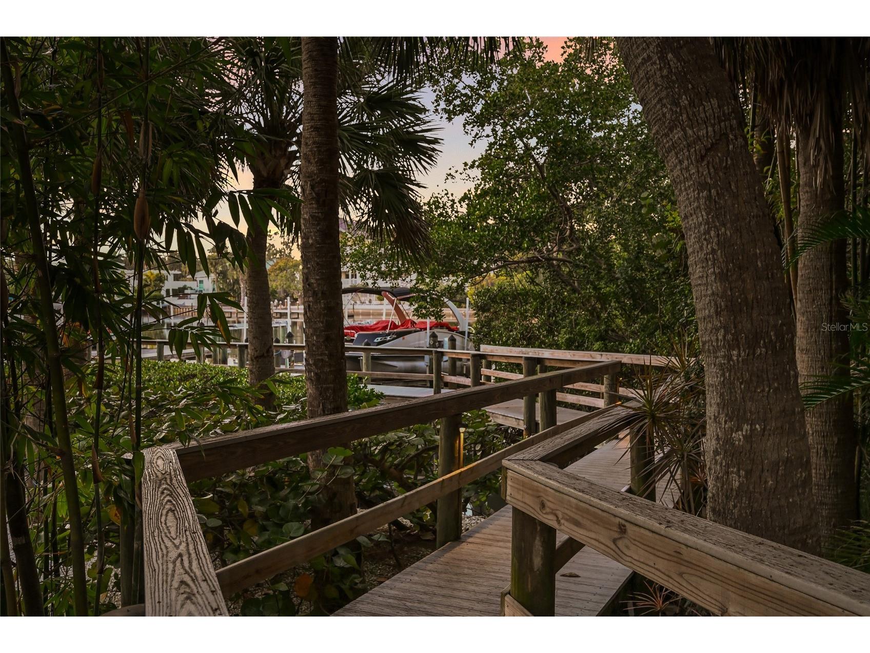 1749 Lincoln Park Circle Sarasota FL 34236 - HUDSON BAYOU A4674729 image45