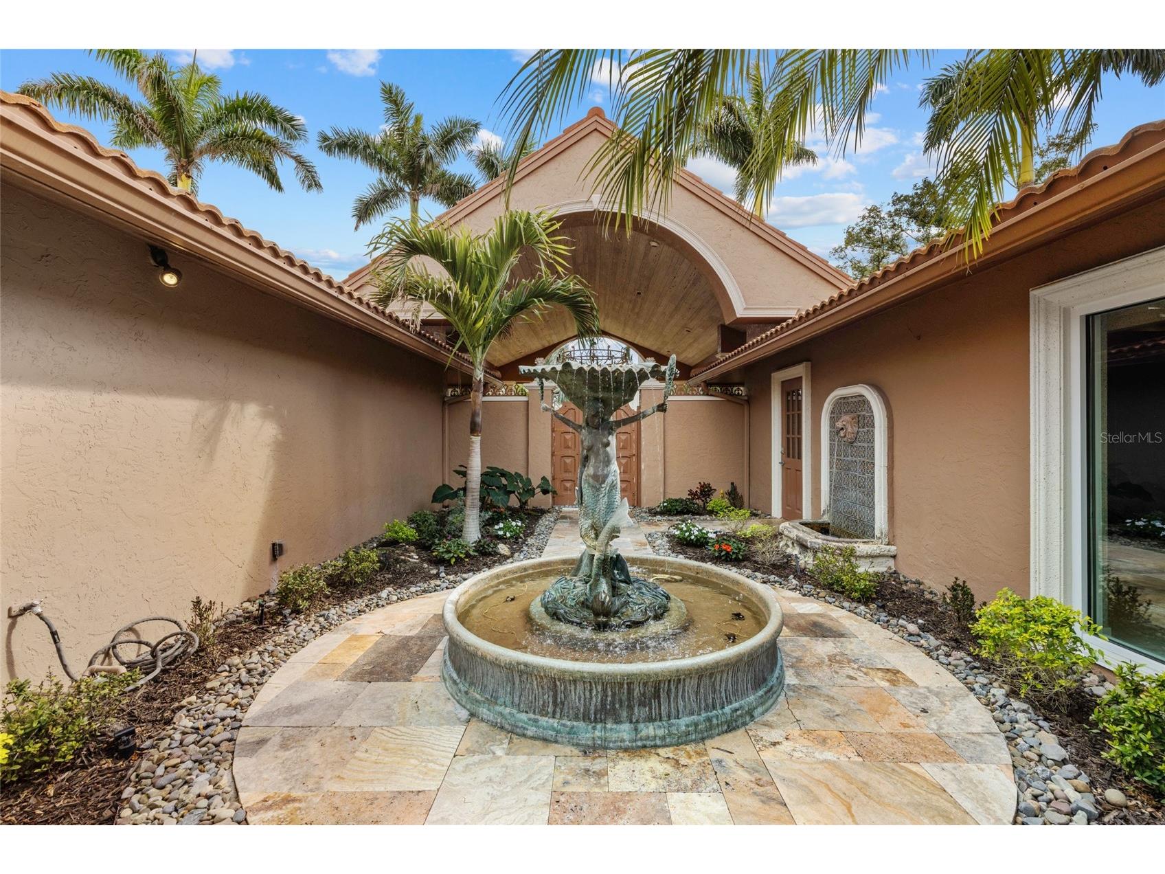 1749 Sandalwood Drive Sarasota FL 34231 A4684519 image10