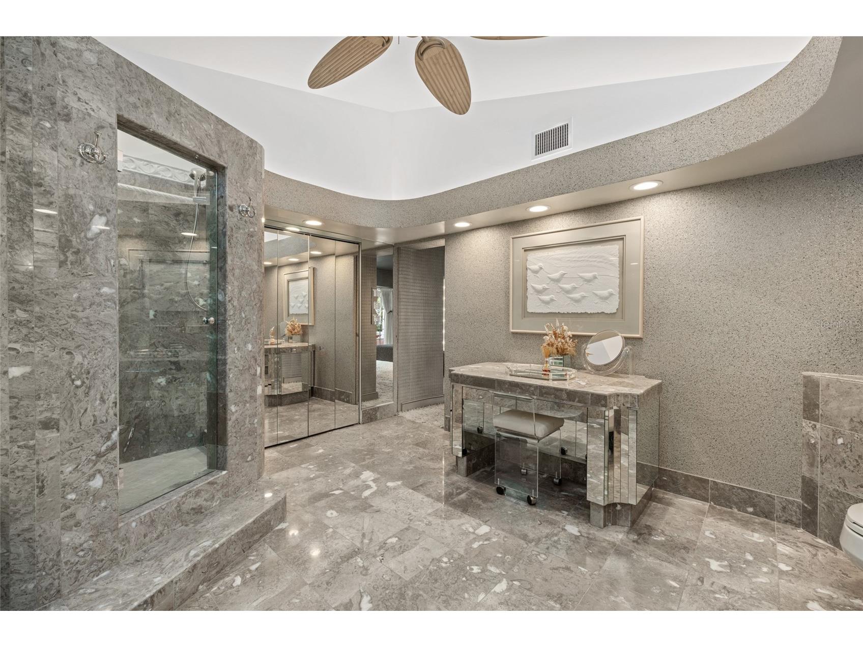 1749 Sandalwood Drive Sarasota FL 34231 A4684519 image38