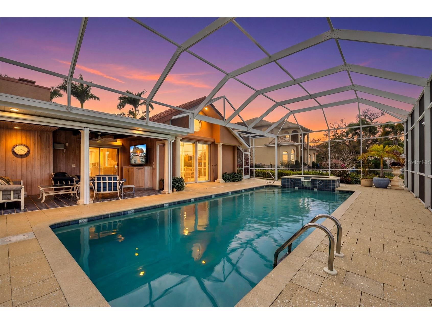 1749 Sandalwood Drive Sarasota FL 34231 A4684519 image4