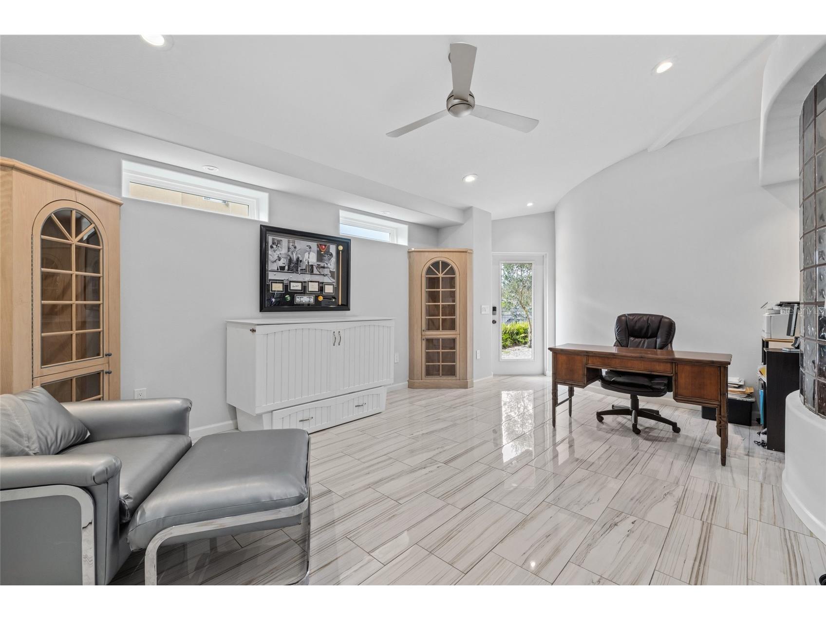 1749 Sandalwood Drive Sarasota FL 34231 A4684519 image40