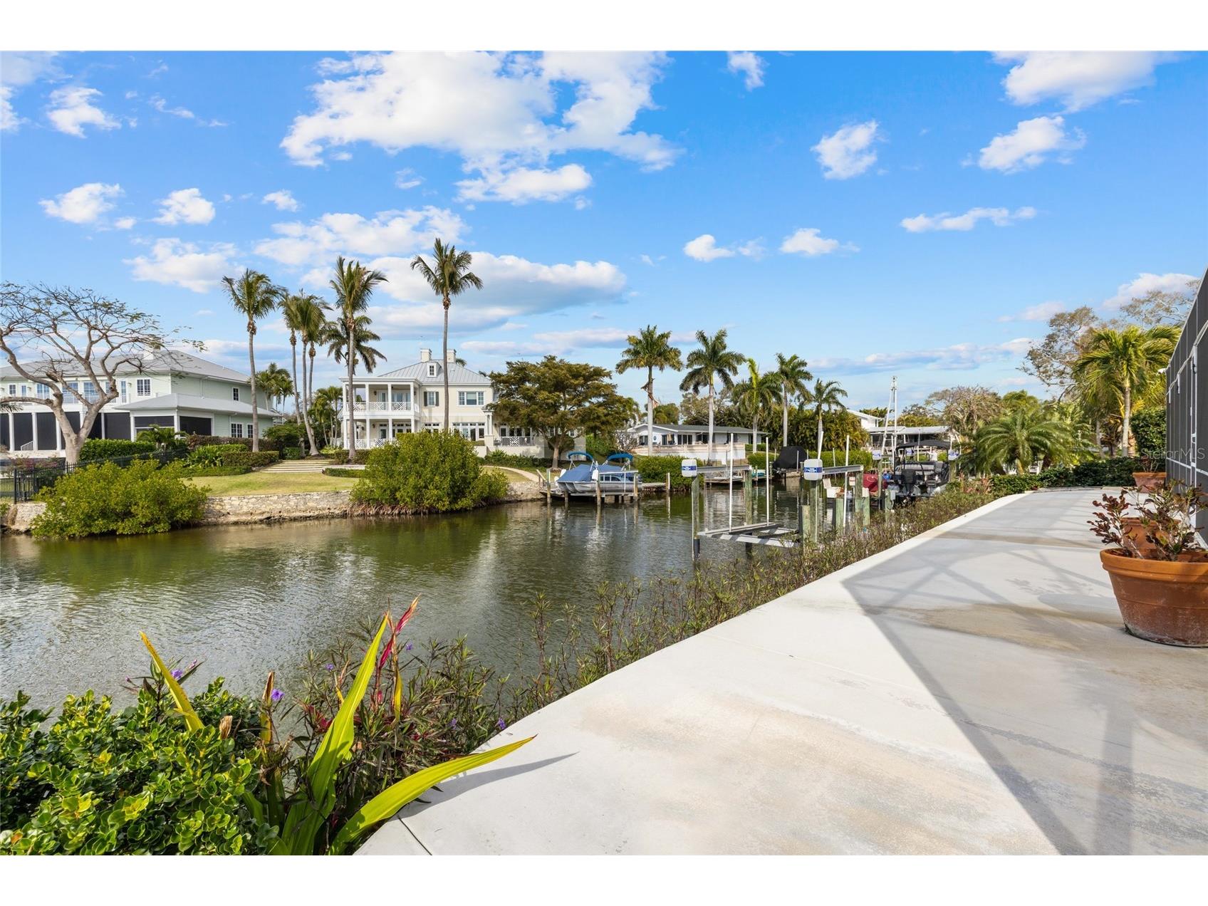 1749 Sandalwood Drive Sarasota FL 34231 A4684519 image45