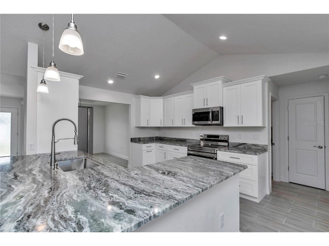 17490 SW 18th Ave Road Ocala FL 34473 OM711994 image16