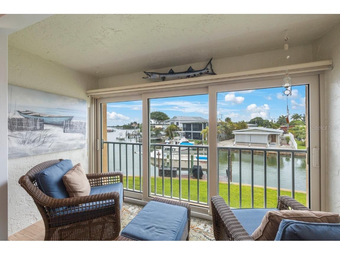 175 116th Avenue #102 Treasure Island FL 33706 U8249329 image1