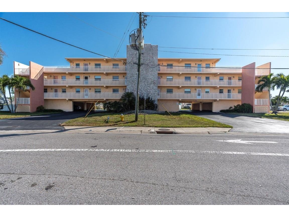 175 116th Avenue #302 Treasure Island FL 33706 - INTRACOASTAL WATERWAY TB8453650 image2
