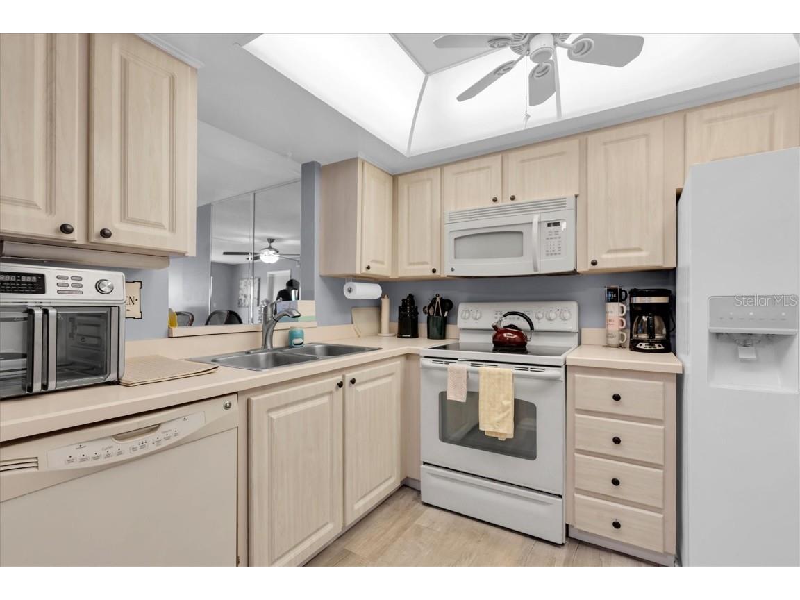 175 116th Avenue #302 Treasure Island FL 33706 - INTRACOASTAL WATERWAY TB8453650 image8