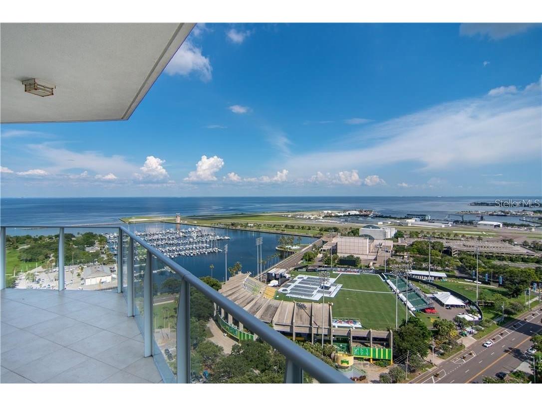 175 1st St S #1205 Saint Petersburg FL 33701 O6086117 image1