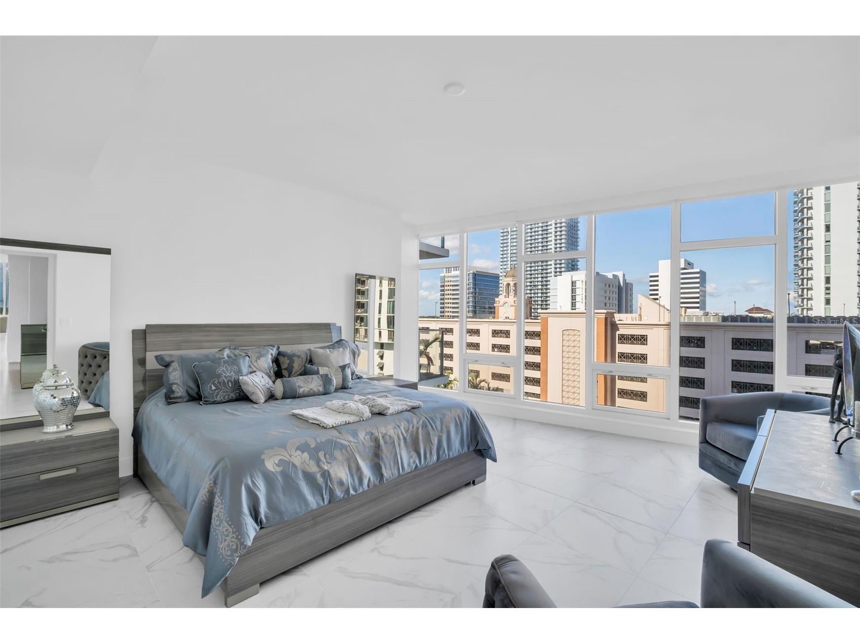 175 1st Street S #1008 Saint Petersburg FL 33701 TB8463912 image11