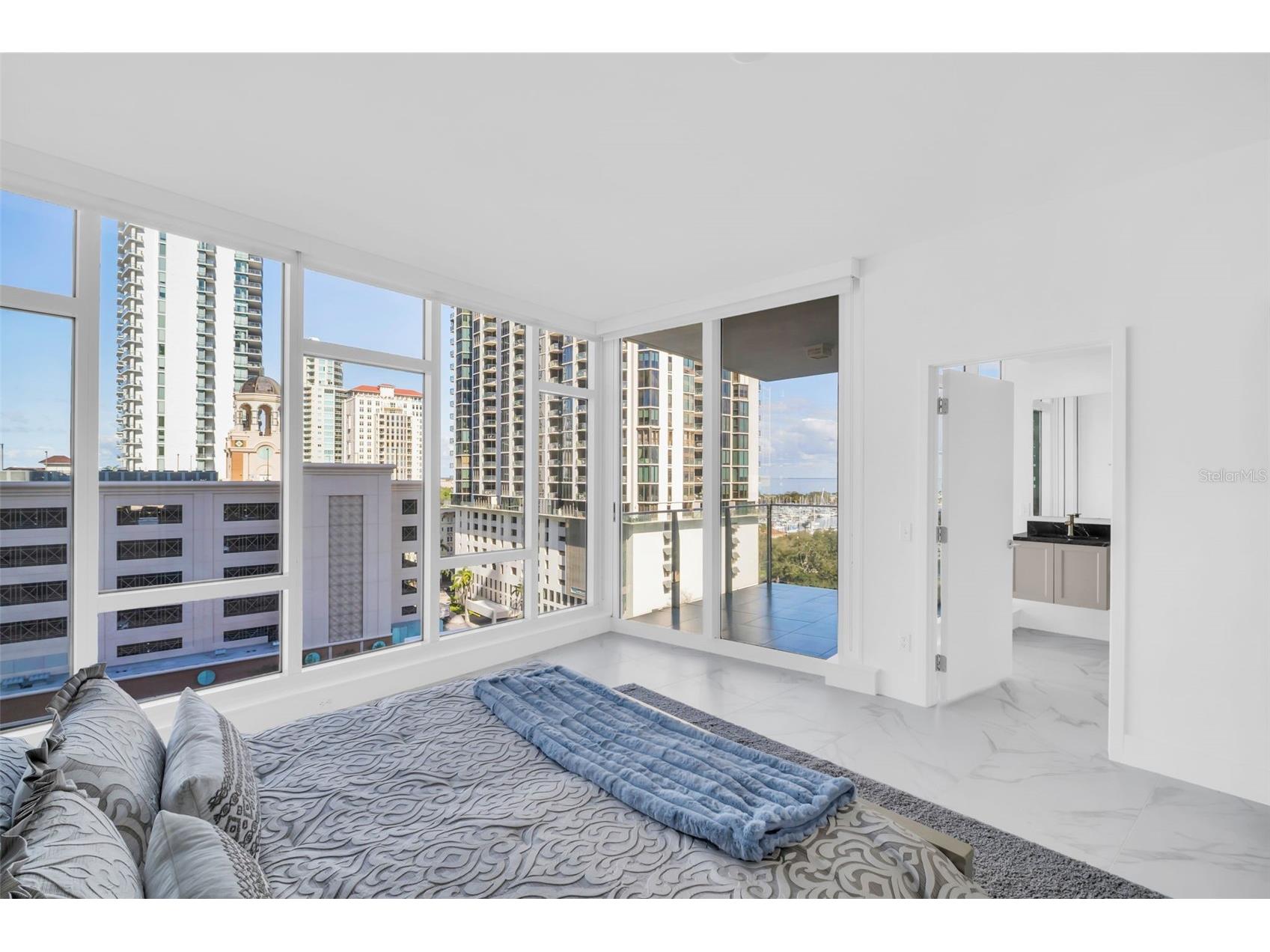 175 1st Street S #1008 Saint Petersburg FL 33701 TB8463912 image18