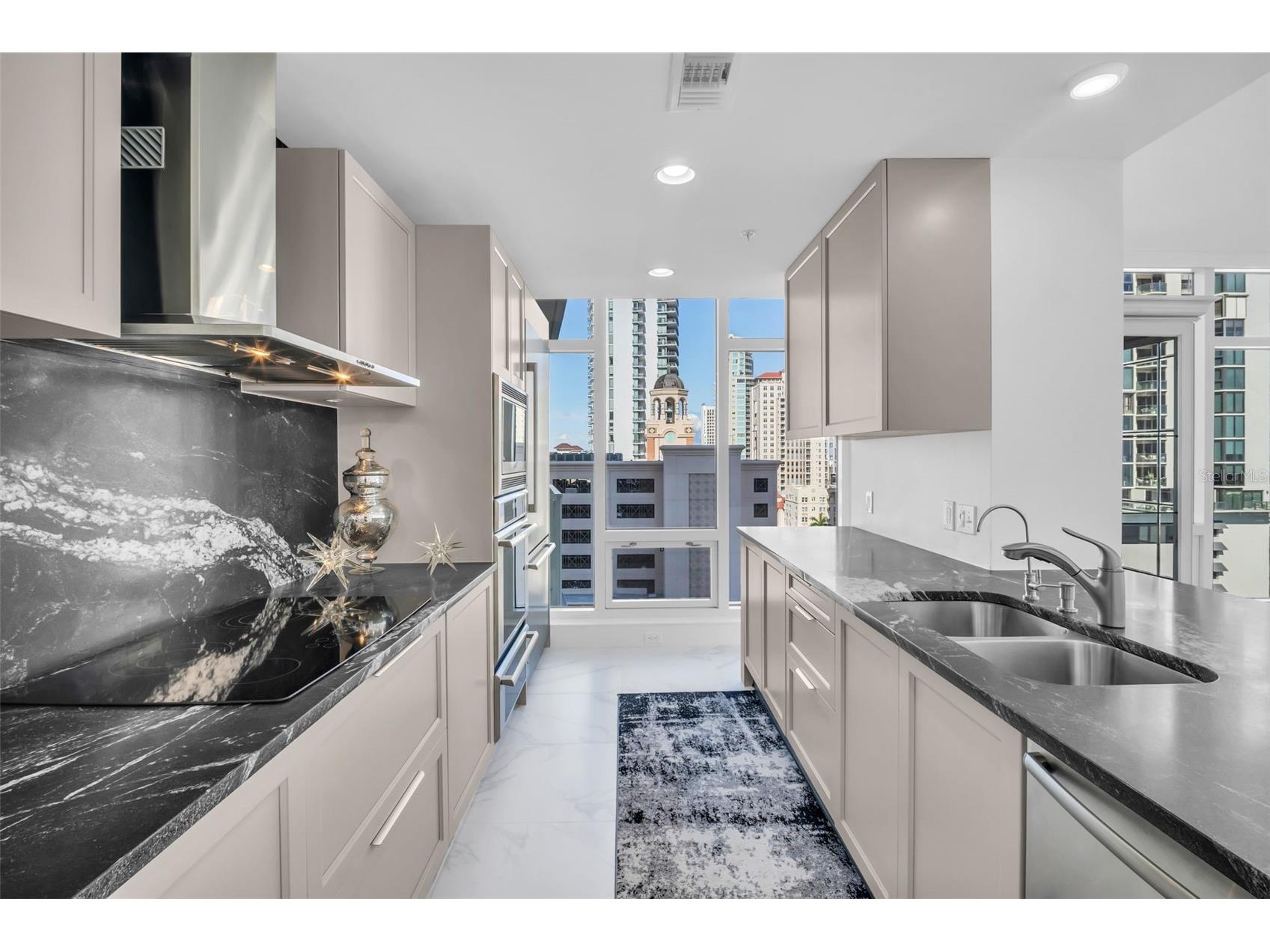 175 1st Street S #1008 Saint Petersburg FL 33701 TB8463912 image28