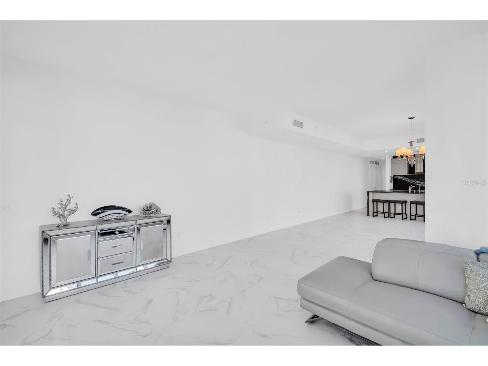 175 1st Street S #1008 Saint Petersburg FL 33701 TB8463912 image38