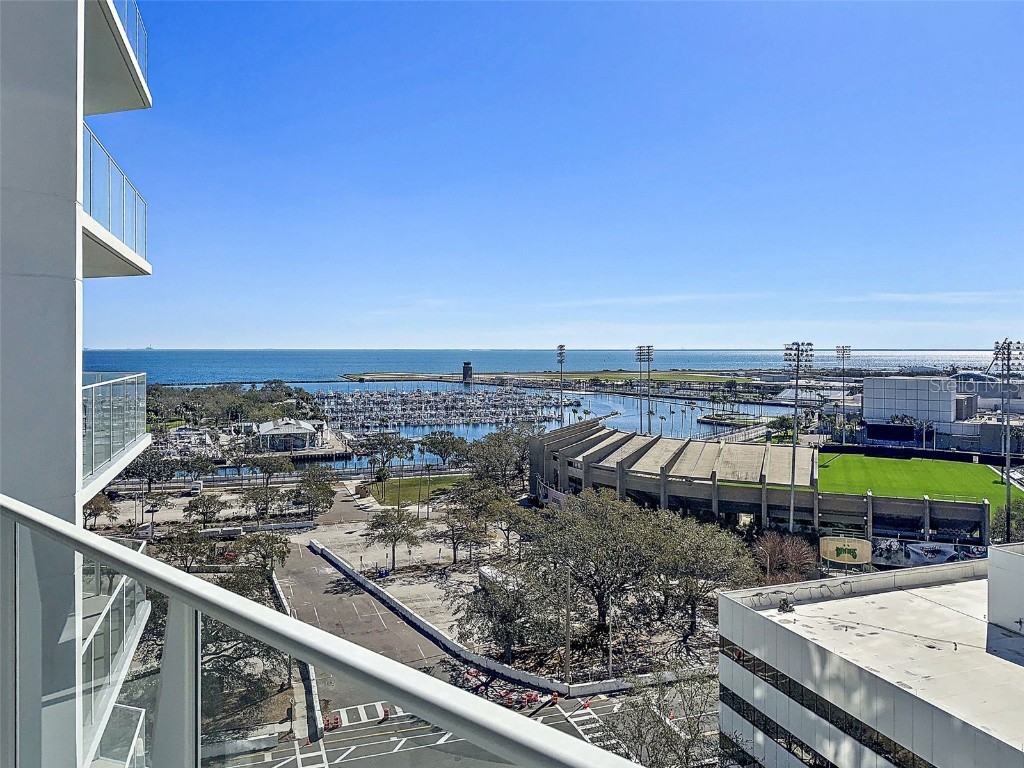 175 1st Street S #1204 Saint Petersburg FL 33701 TB8352157 image1