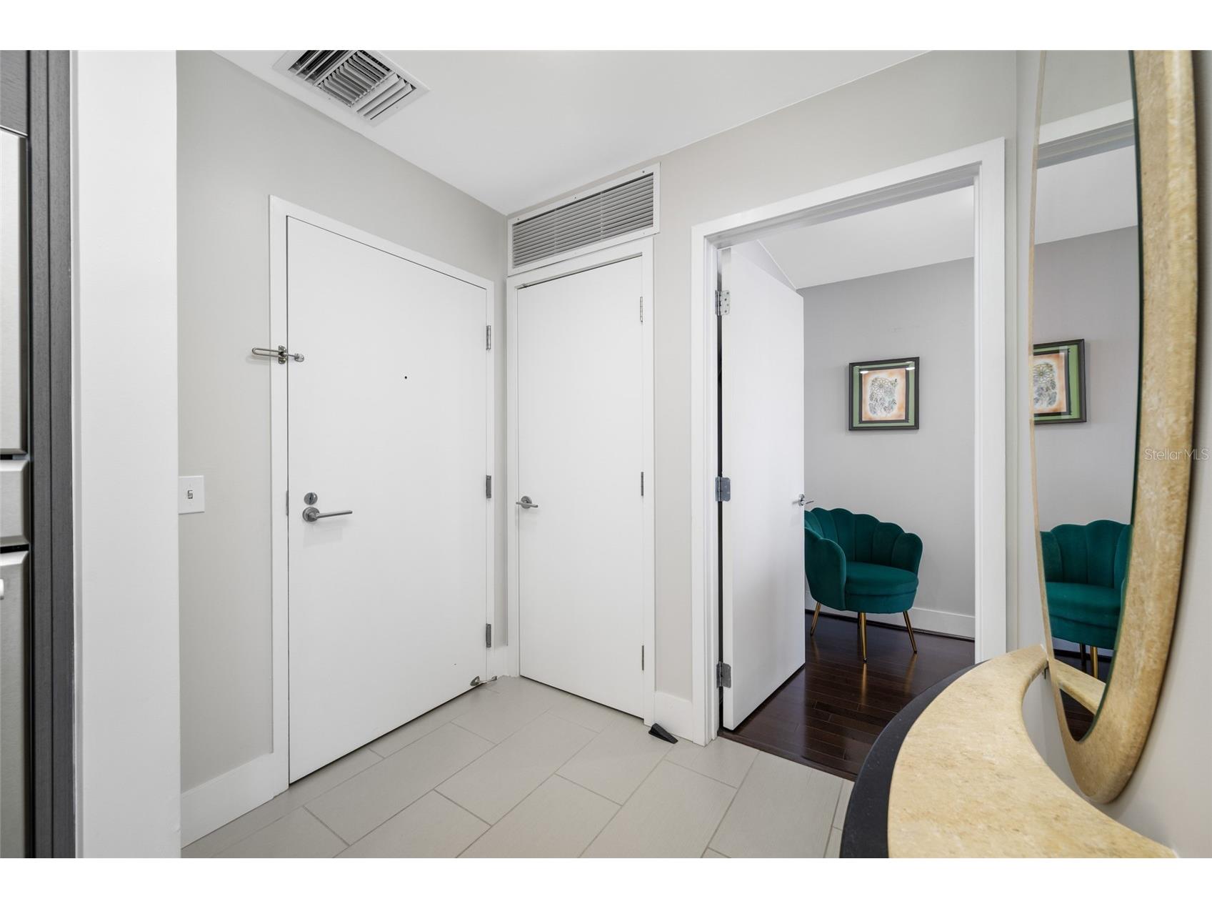 175 1st Street S #1204 Saint Petersburg FL 33701 TB8510371 image11