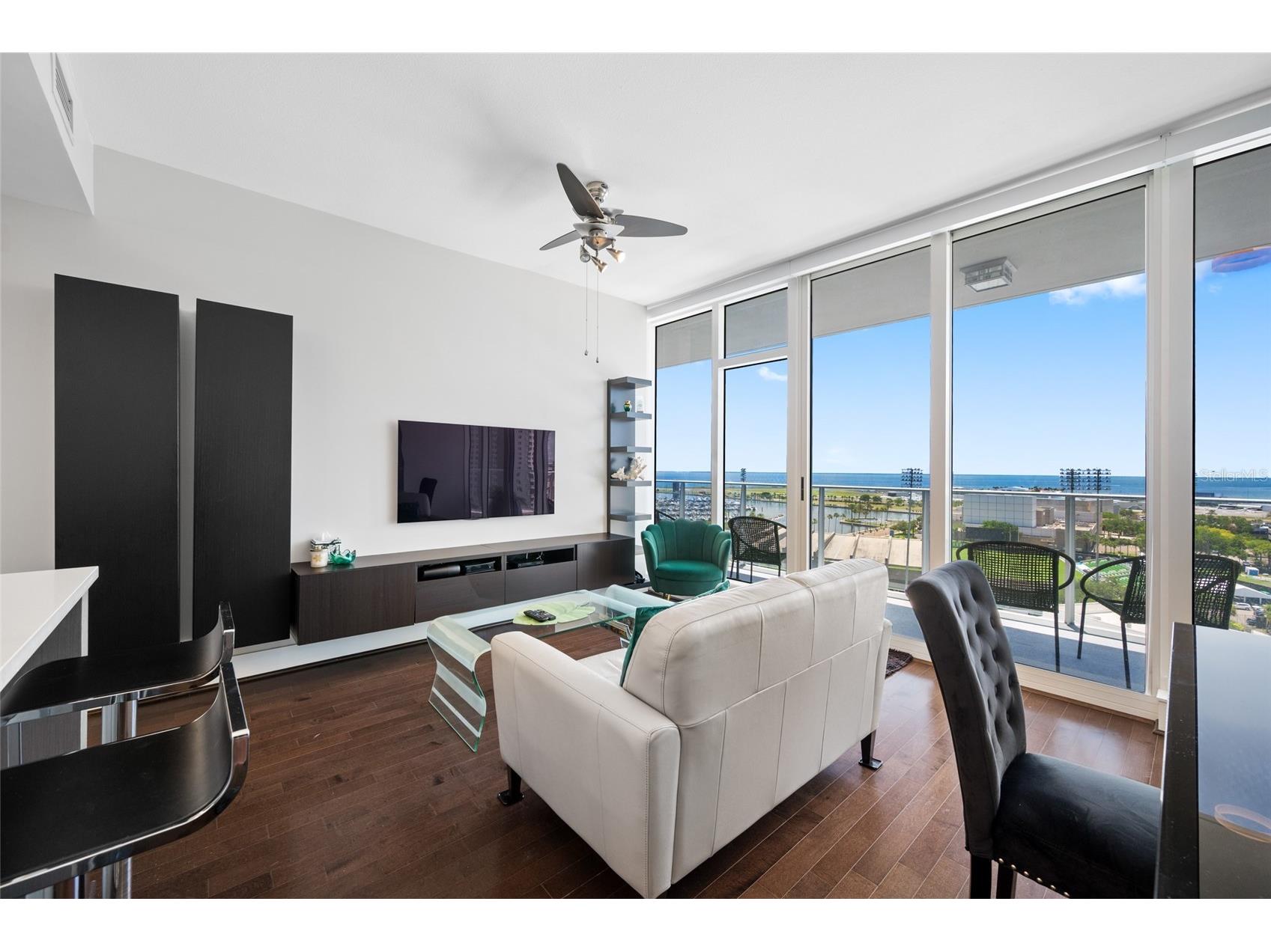 175 1st Street S #1204 Saint Petersburg FL 33701 TB8510371 image18