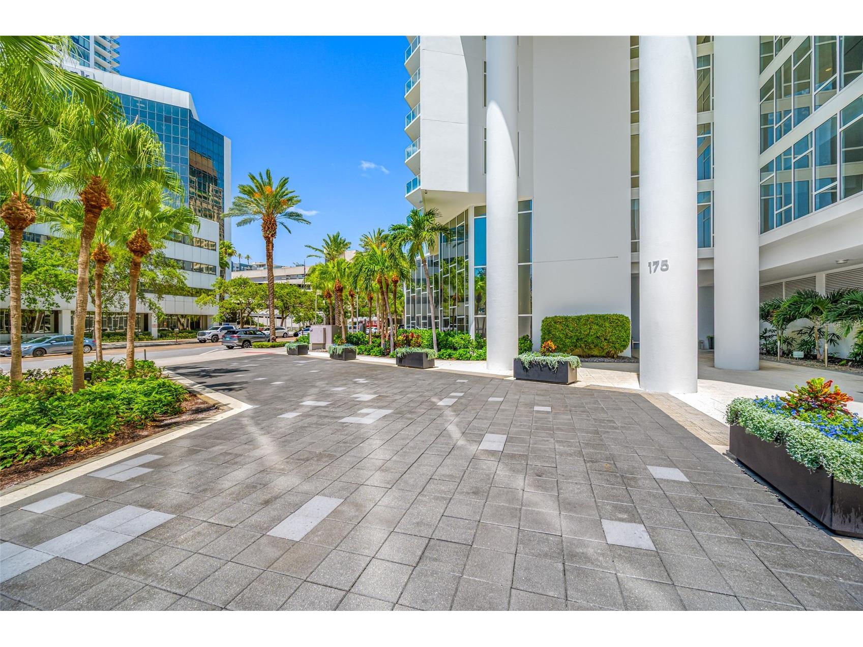 175 1st Street S #1204 Saint Petersburg FL 33701 TB8510371 image37