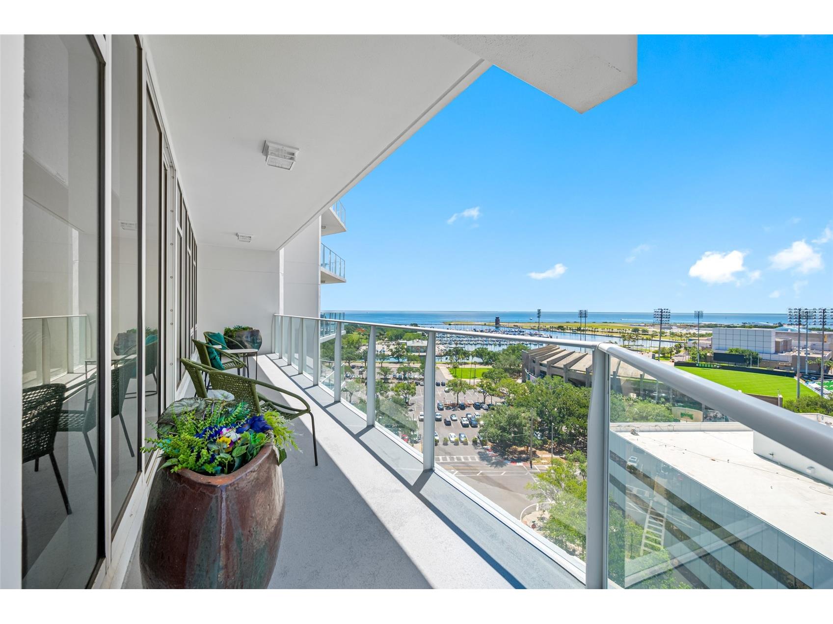 175 1st Street S #1204 Saint Petersburg FL 33701 TB8510371 image7