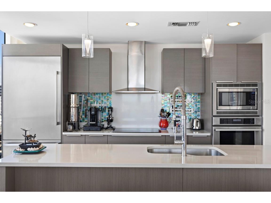 175 1st Street S #1603 Saint Petersburg FL 33701 TB8435888 image10