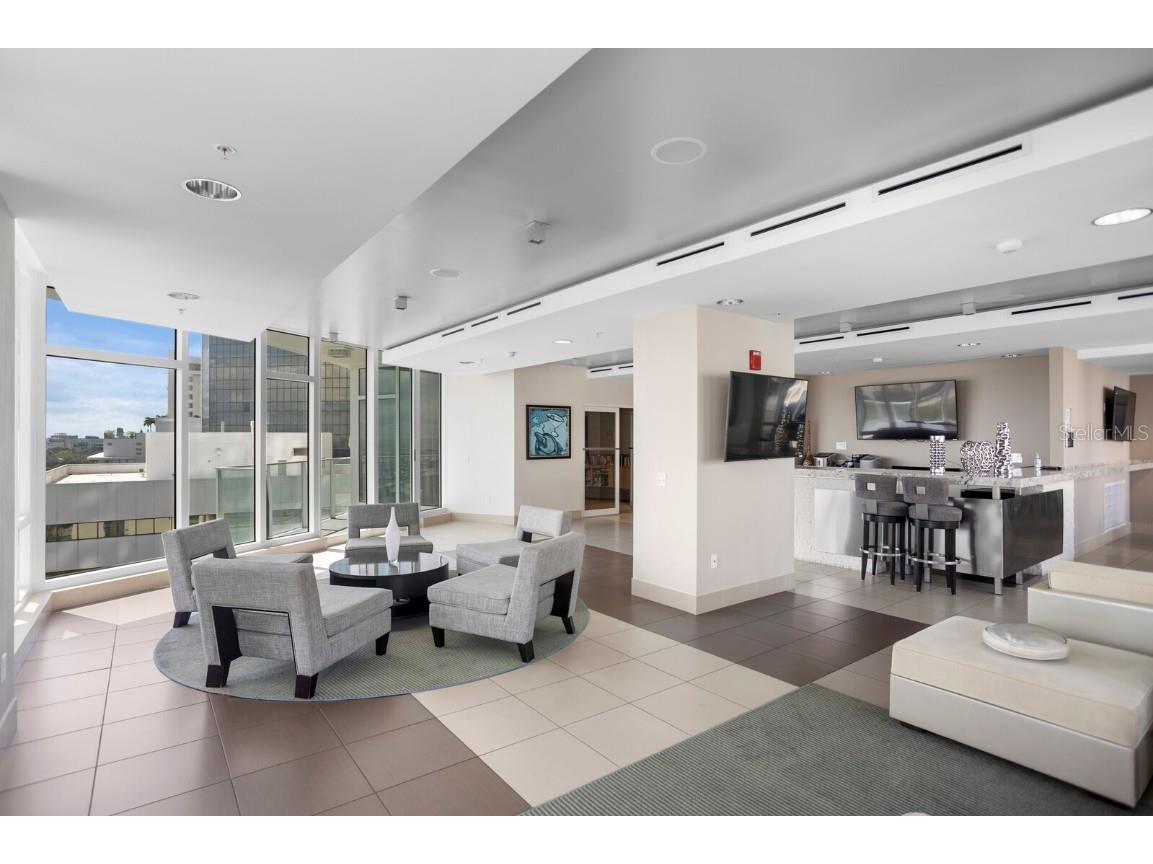 175 1st Street S #1603 Saint Petersburg FL 33701 TB8435888 image39