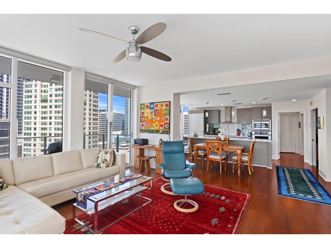 175 1st Street S #1603 Saint Petersburg FL 33701 TB8435888 image4