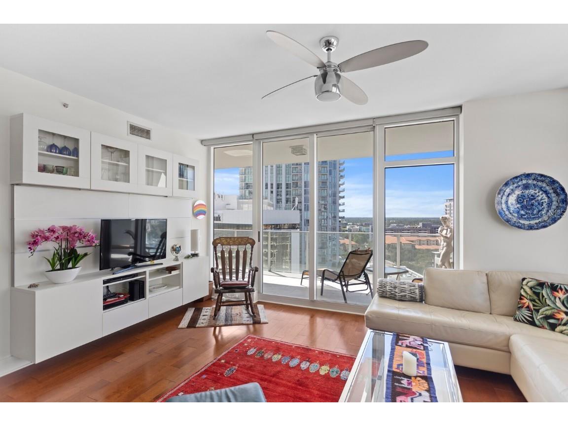 175 1st Street S #1603 Saint Petersburg FL 33701 TB8435888 image5