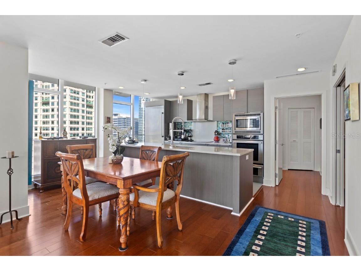 175 1st Street S #1603 Saint Petersburg FL 33701 TB8435888 image8