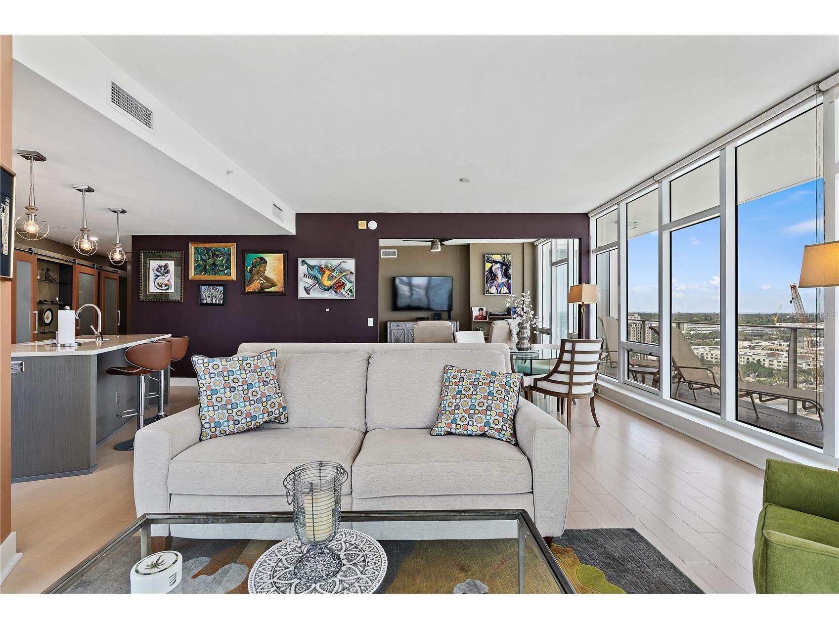 175 1st Street S #2102 Saint Petersburg FL 33701 TB8482355 image10