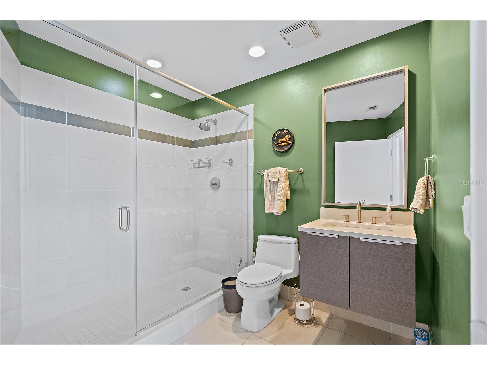 175 1st Street S #2102 Saint Petersburg FL 33701 TB8482355 image24