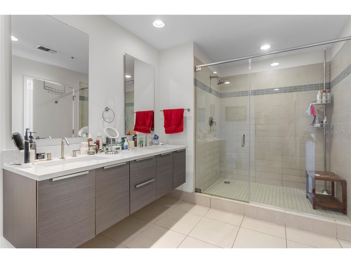 175 1st Street S #2107 Saint Petersburg FL 33701 TB8462147 image21