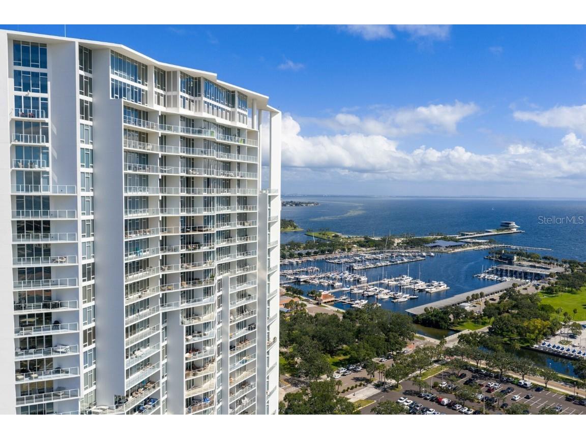 175 1st Street S #2107 Saint Petersburg FL 33701 TB8462147 image47