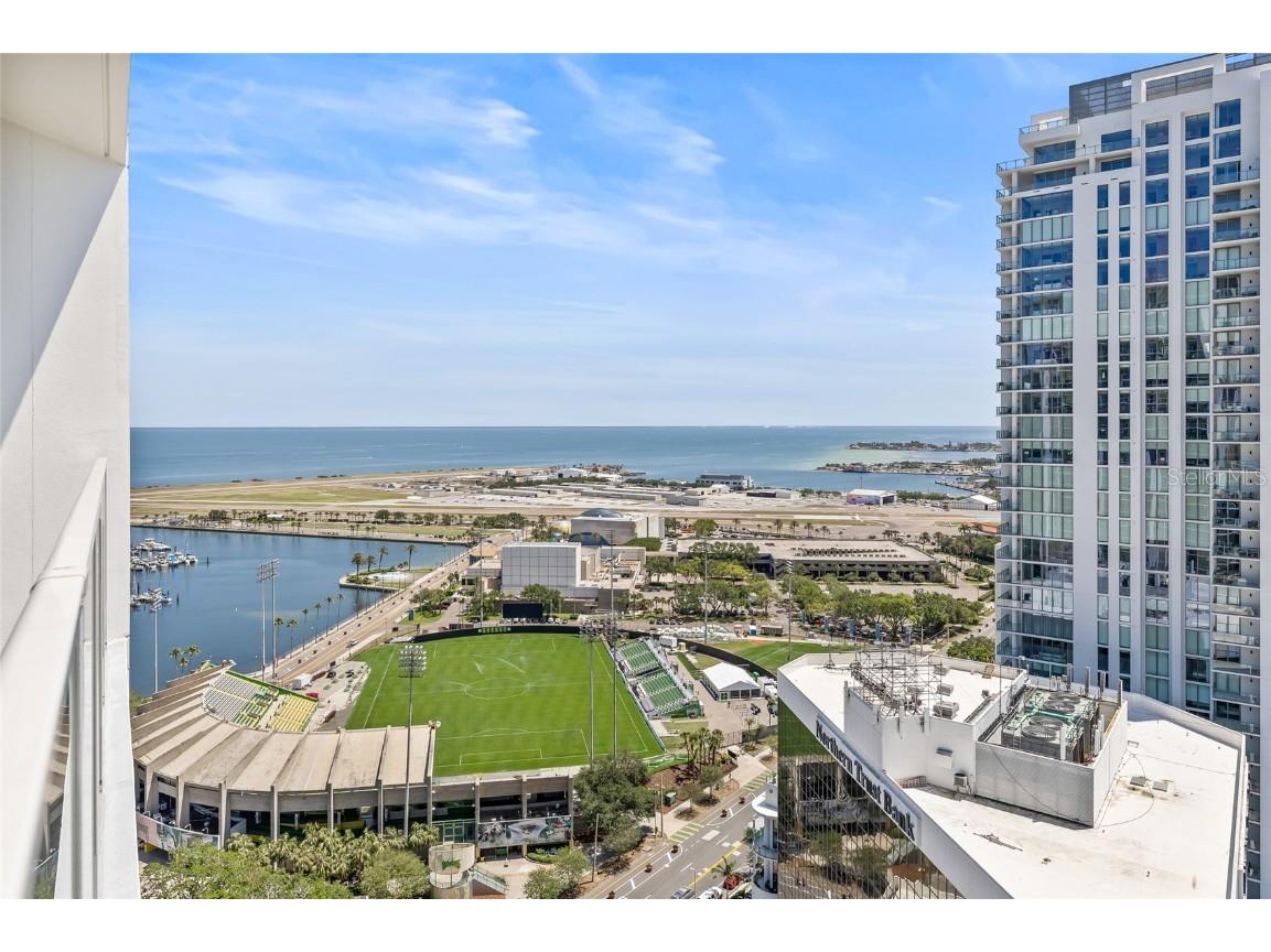 175 1st Street S #2603 Saint Petersburg FL 33701 TB8377714 image1