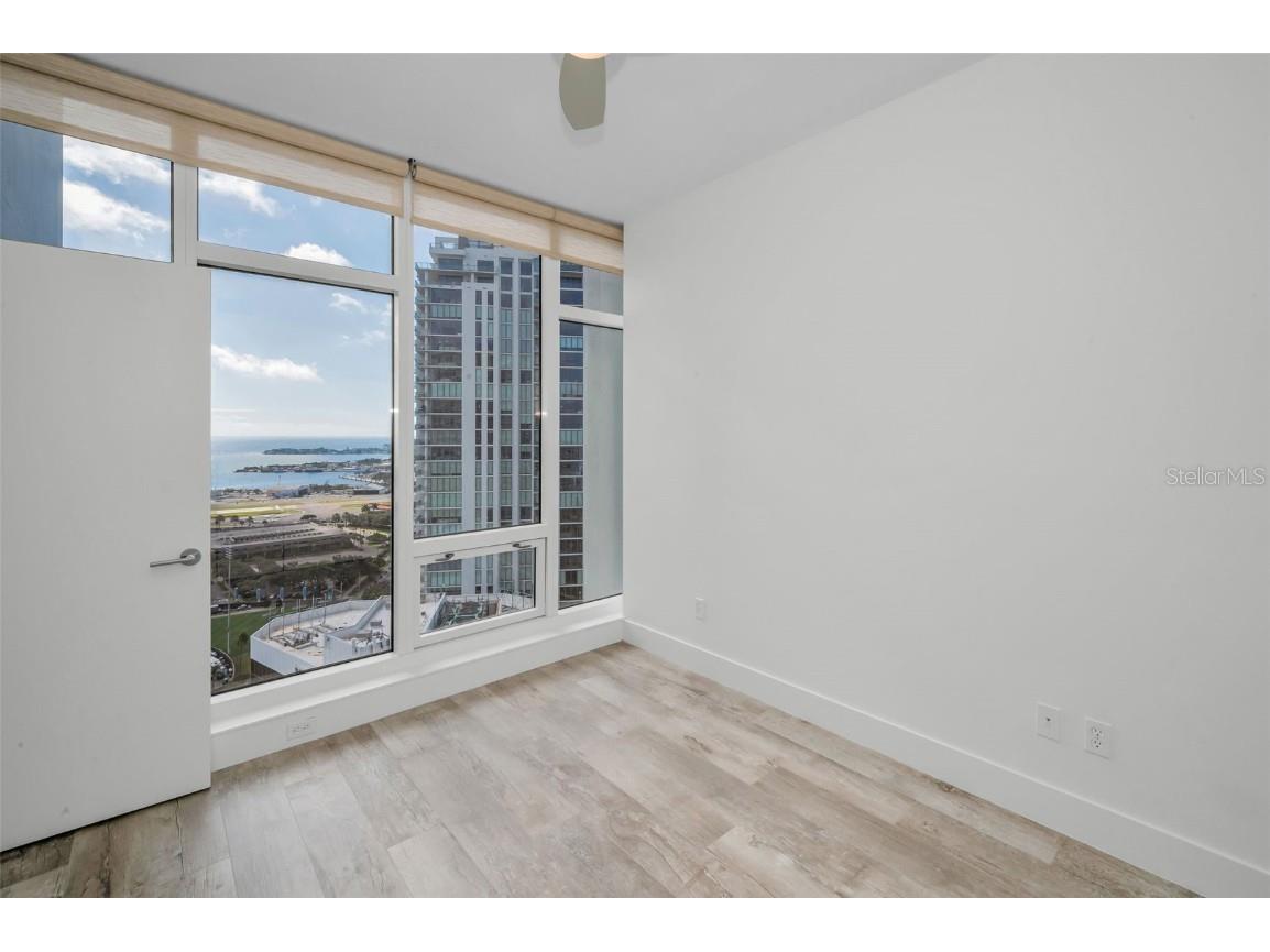 175 1st Street S #2604 Saint Petersburg FL 33701 TB8436607 image14