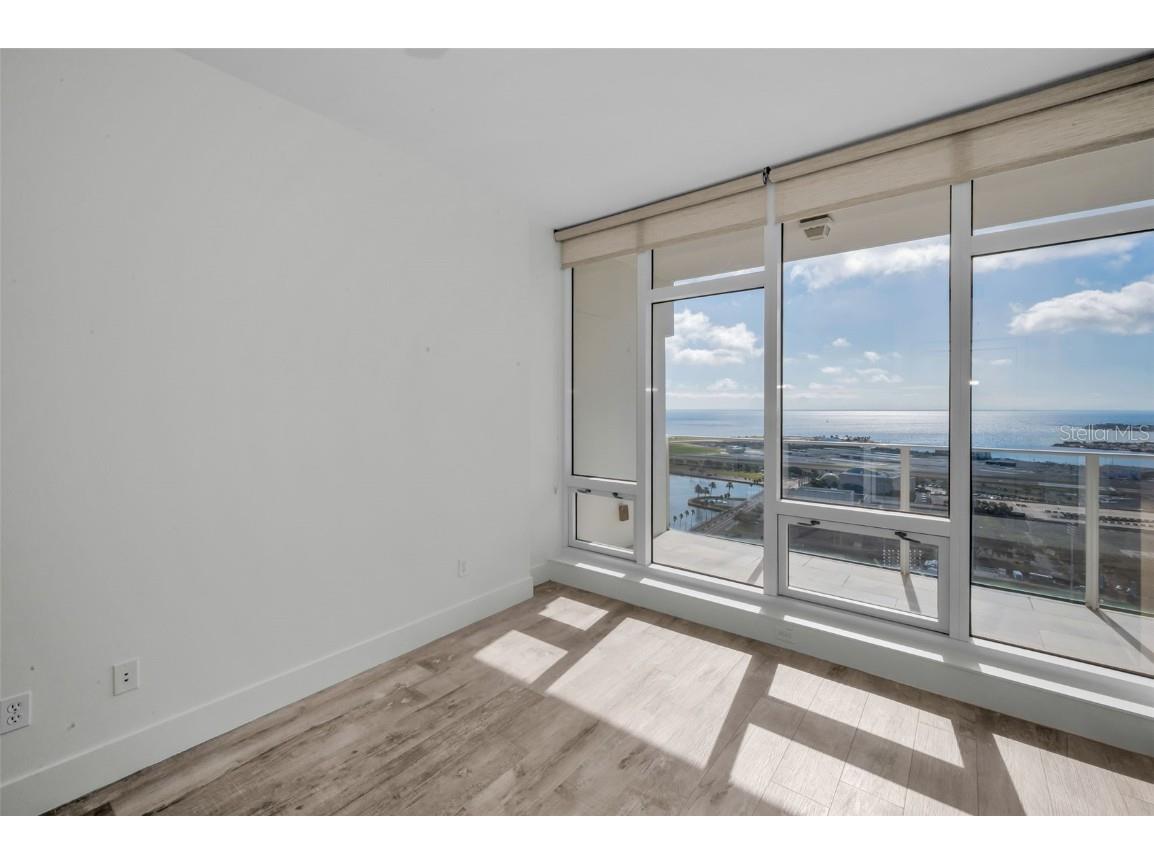 175 1st Street S #2604 Saint Petersburg FL 33701 TB8436607 image19