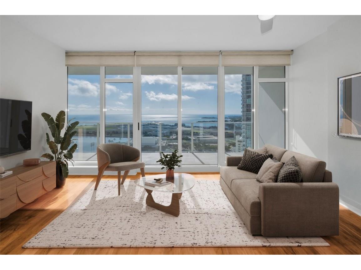 175 1st Street S #2604 Saint Petersburg FL 33701 TB8436607 image3