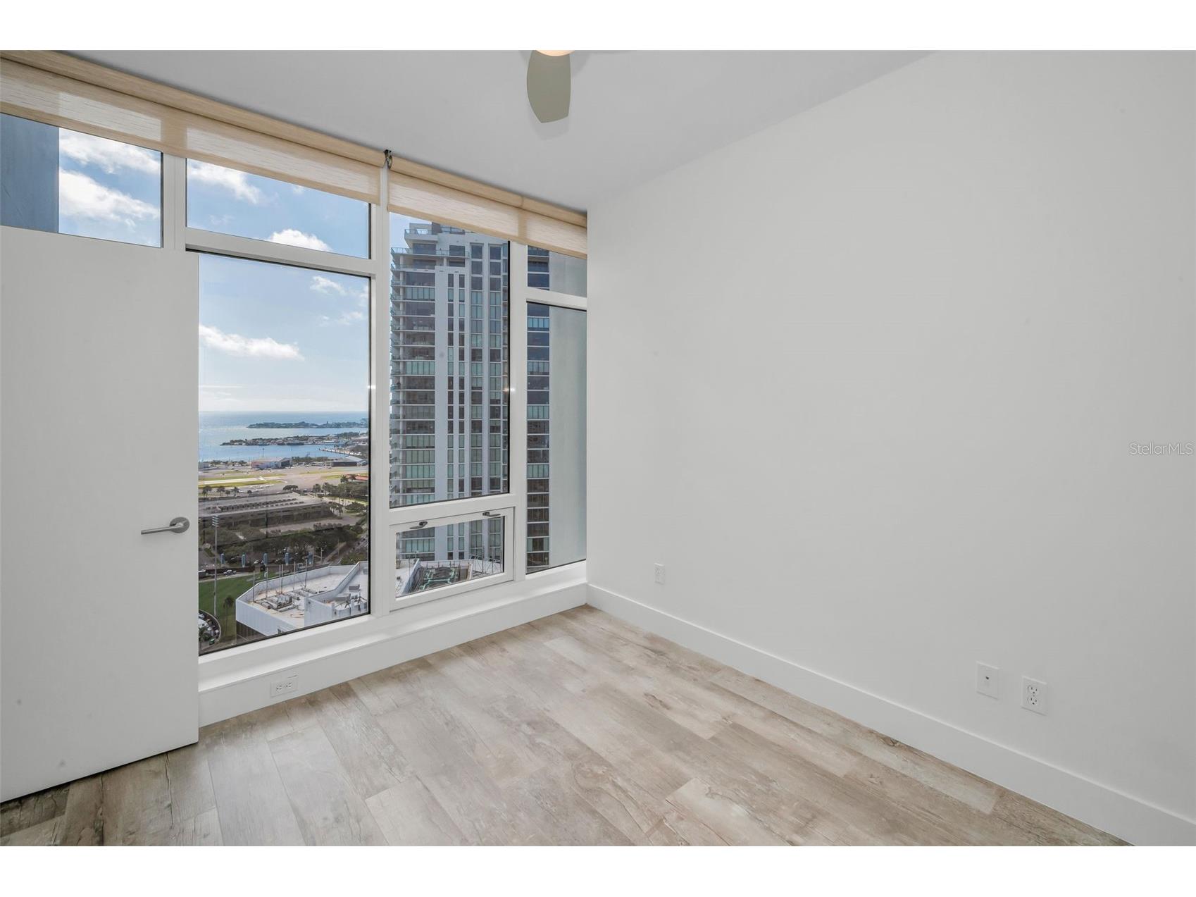 175 1st Street S #2604 Saint Petersburg FL 33701 TB8507990 image14
