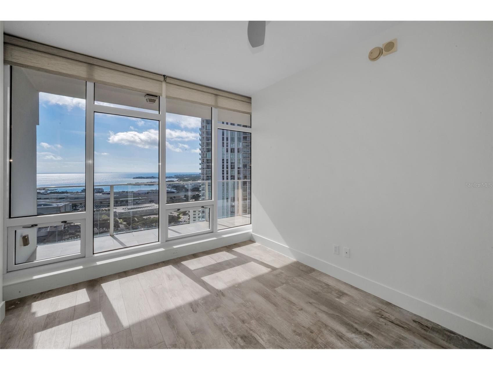 175 1st Street S #2604 Saint Petersburg FL 33701 TB8507990 image18
