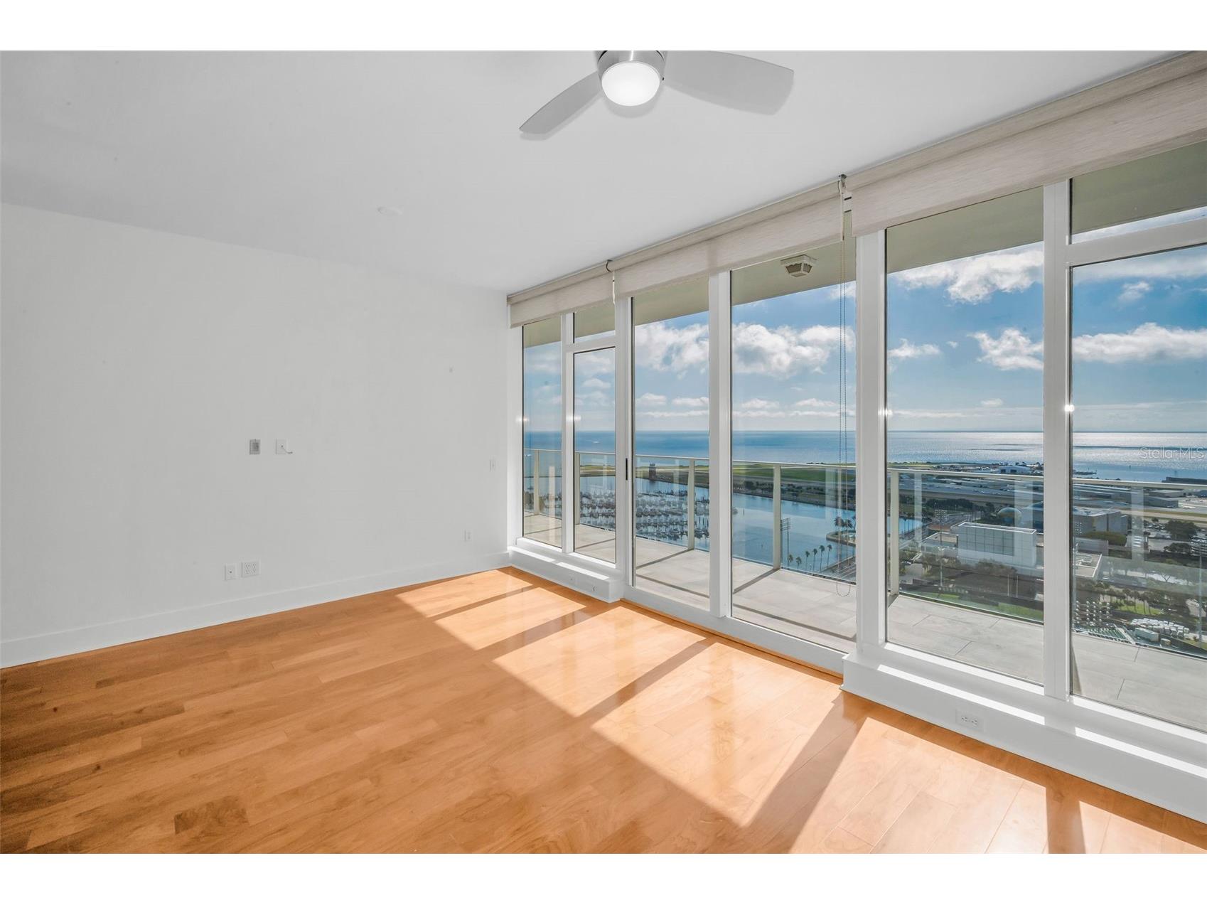 175 1st Street S #2604 Saint Petersburg FL 33701 TB8507990 image6