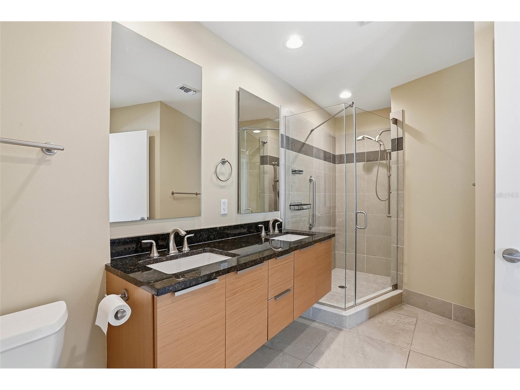 175 1st Street S #303 Saint Petersburg FL 33701 TB8500276 image24