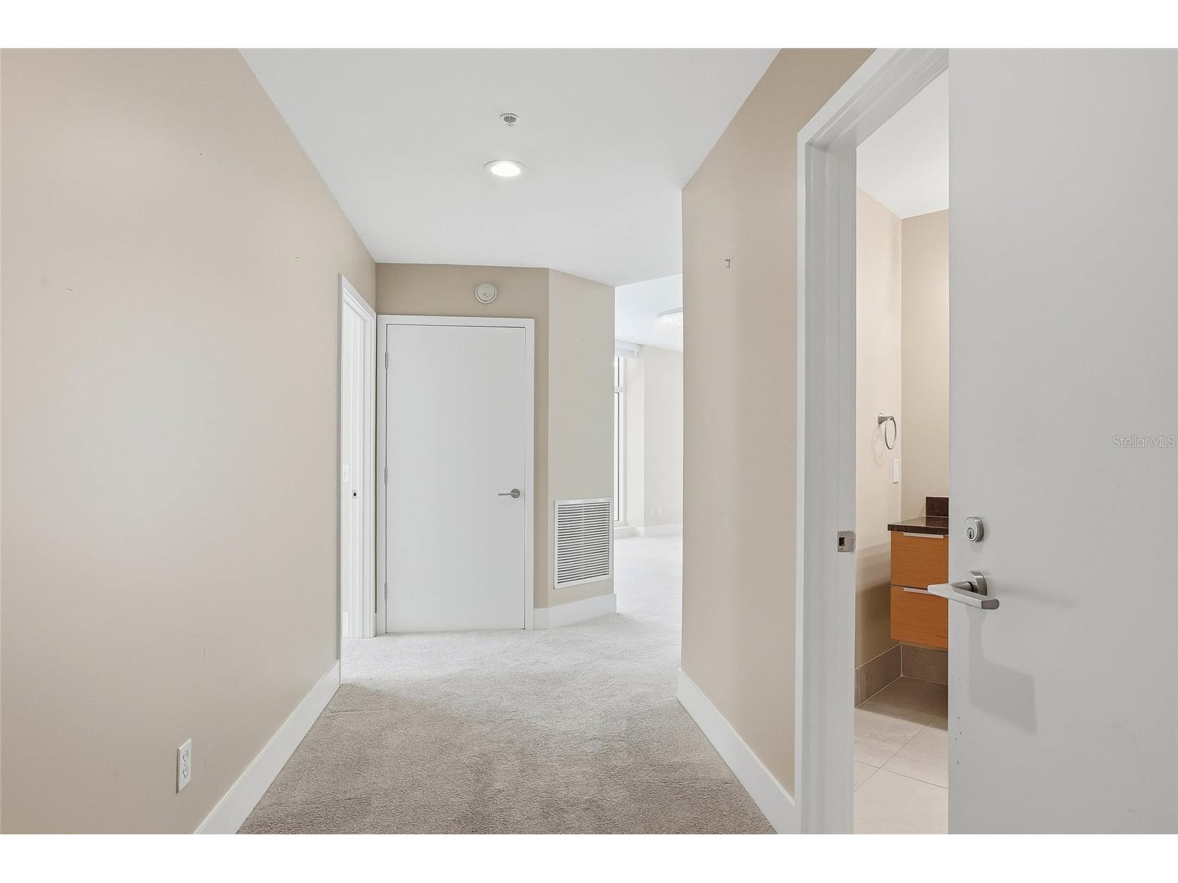 175 1st Street S #303 Saint Petersburg FL 33701 TB8500276 image27