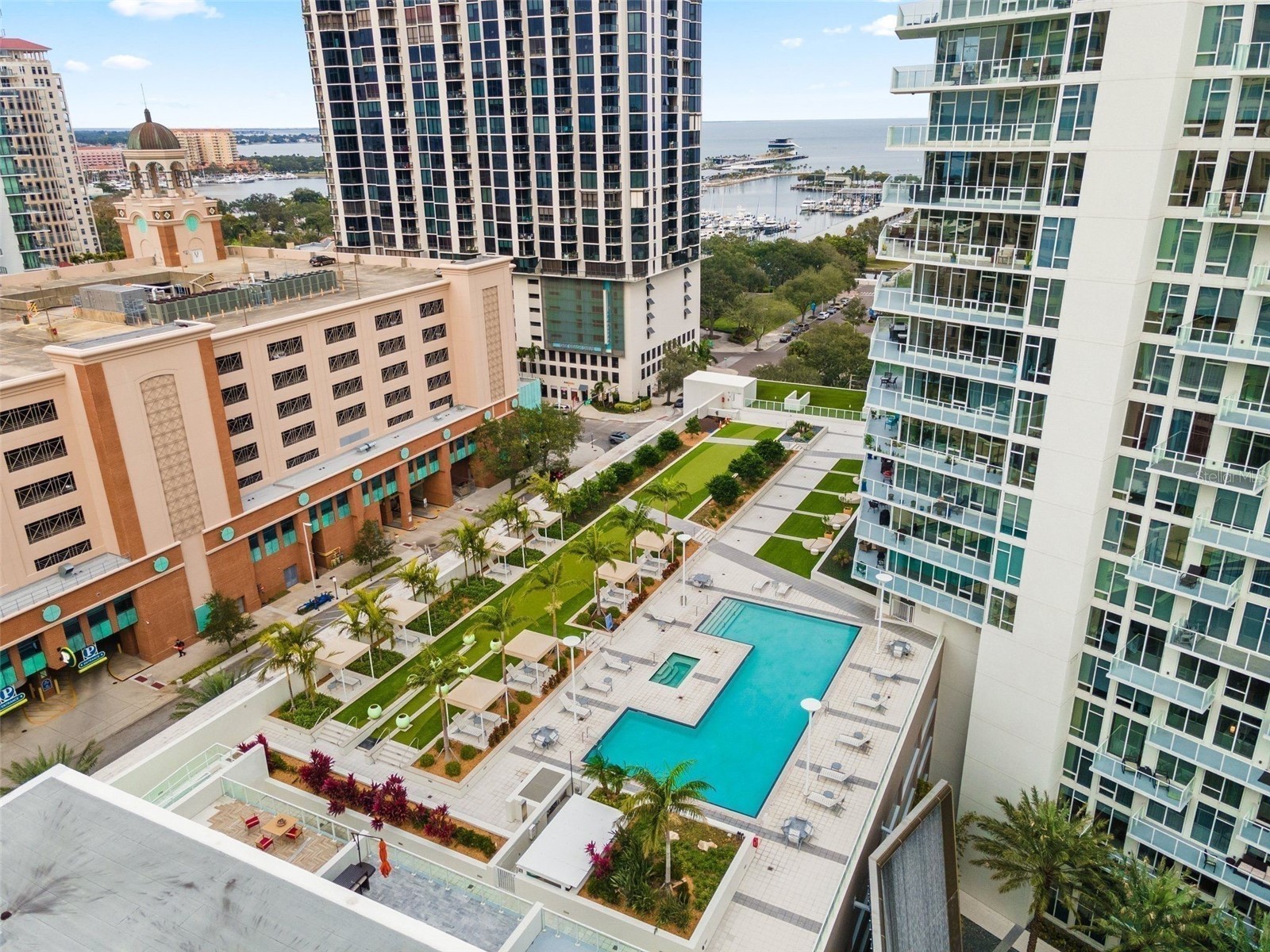 175 1st Street S #3102 Saint Petersburg FL 33701 TB8494591 image58