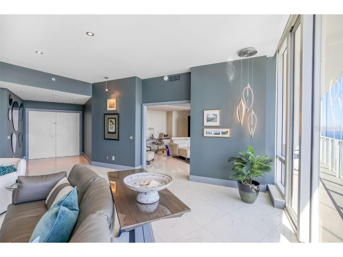 175 1st Street S #3103 Saint Petersburg FL 33701 TB8425846 image14