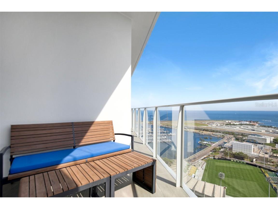 175 1st Street S #3103 Saint Petersburg FL 33701 TB8425846 image2