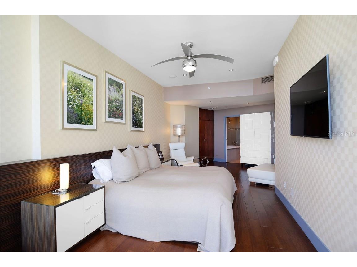 175 1st Street S #3103 Saint Petersburg FL 33701 TB8425846 image31