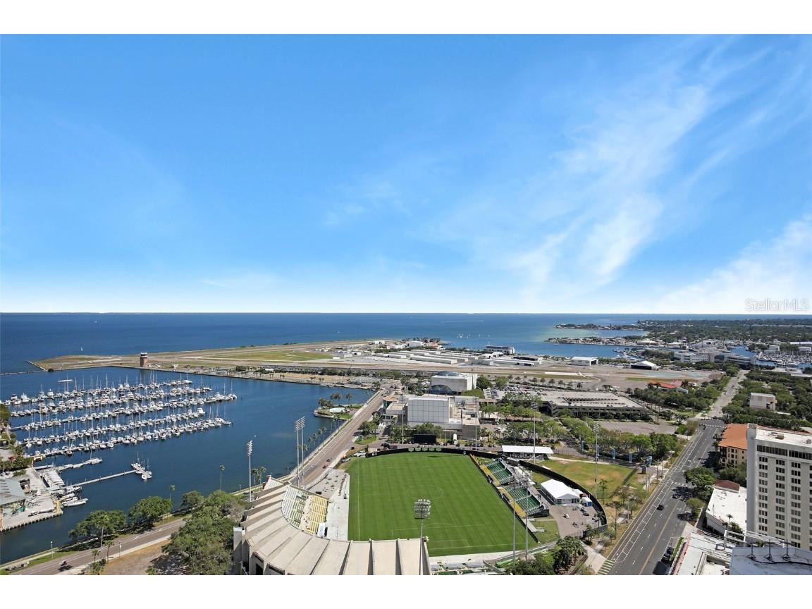 175 1st Street S #3103 Saint Petersburg FL 33701 TB8425846 image42