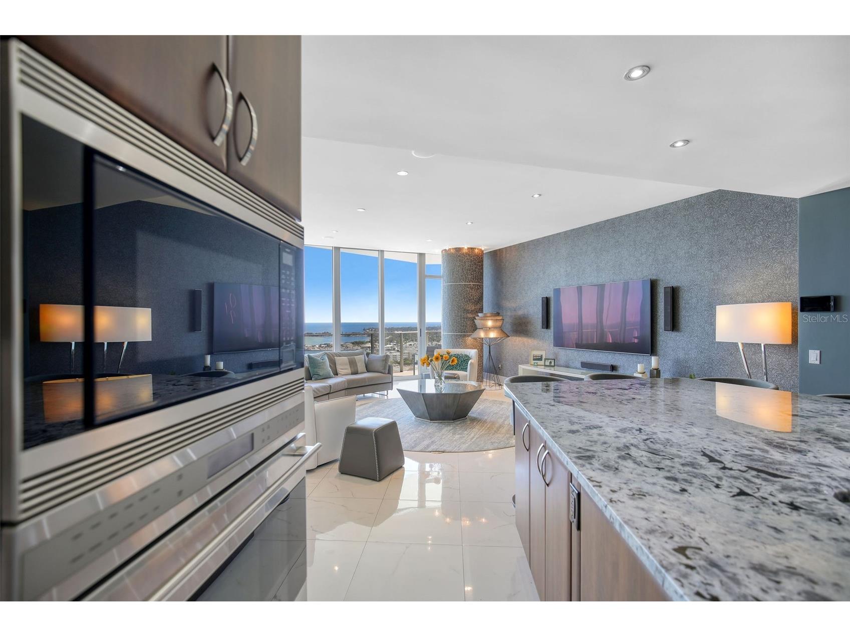 175 1st Street S #3103 Saint Petersburg FL 33701 TB8462551 image23