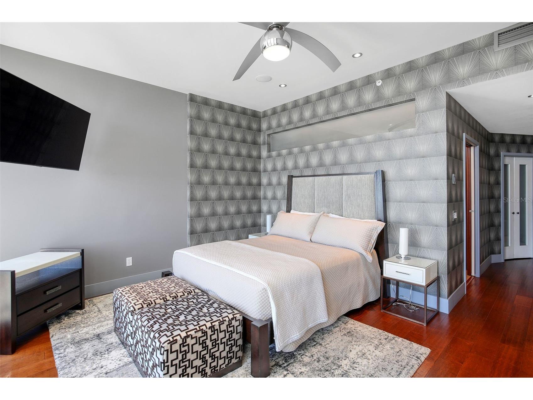 175 1st Street S #3103 Saint Petersburg FL 33701 TB8462551 image30