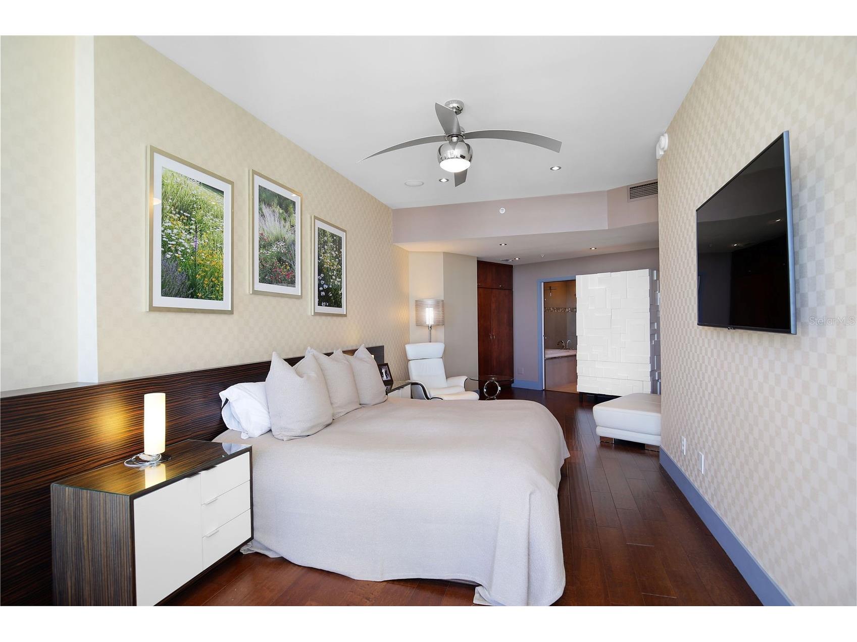 175 1st Street S #3103 Saint Petersburg FL 33701 TB8462551 image41