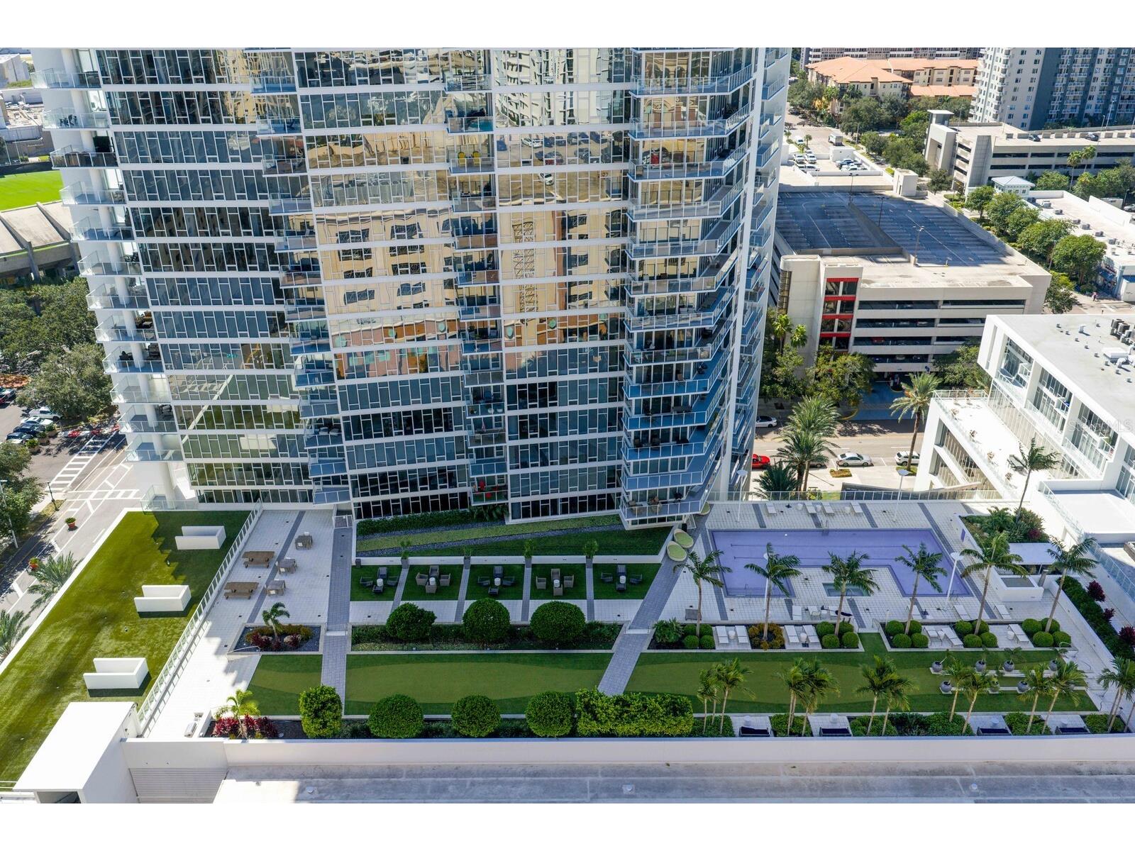 175 1st Street S #3103 Saint Petersburg FL 33701 TB8462551 image64