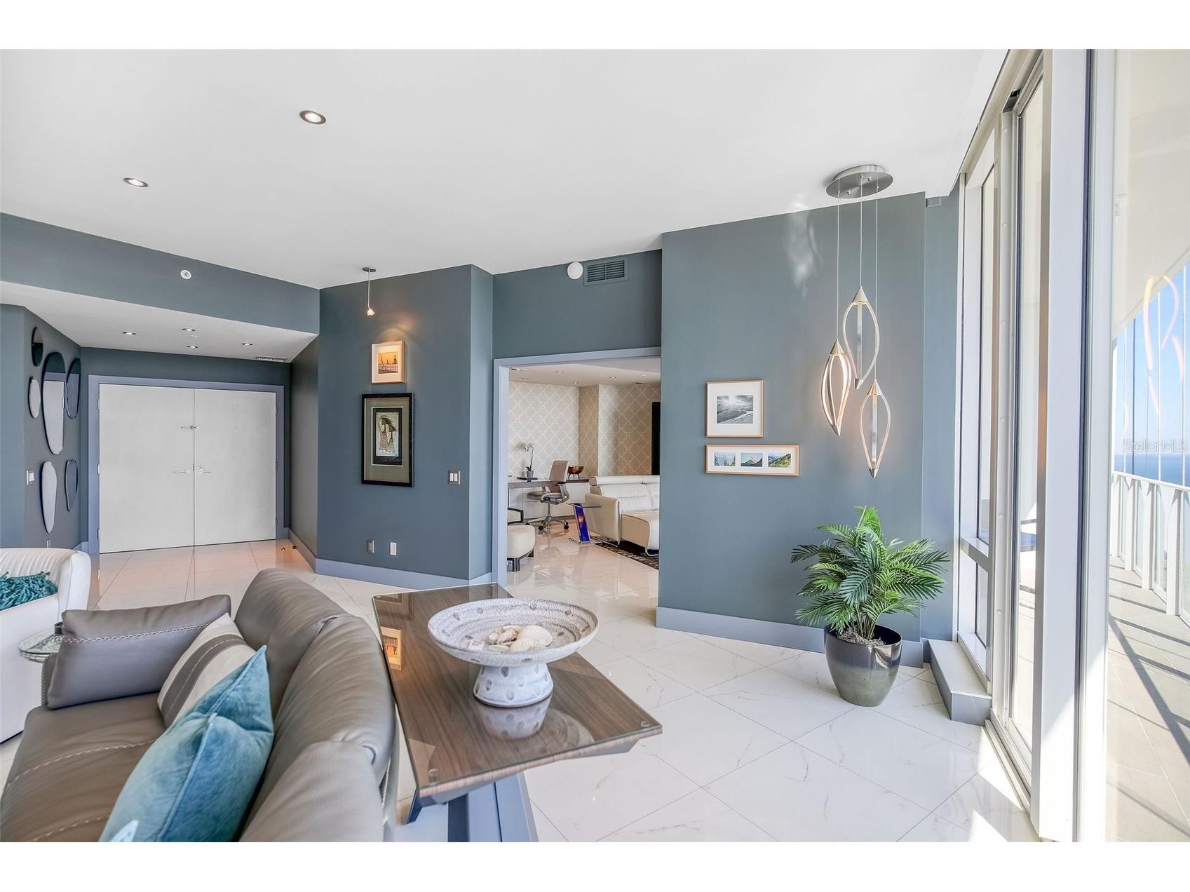 175 1st Street S #3103 Saint Petersburg FL 33701 TB8462551 image7