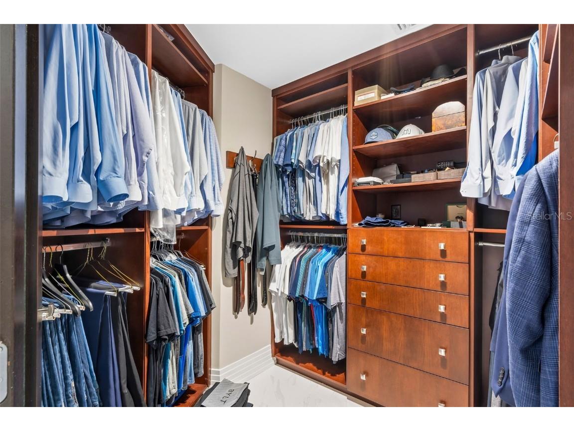 175 1st Street S #3203 Saint Petersburg FL 33701 TB8426586 image18