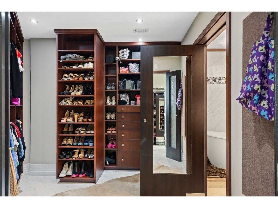 175 1st Street S #3203 Saint Petersburg FL 33701 TB8426586 image20